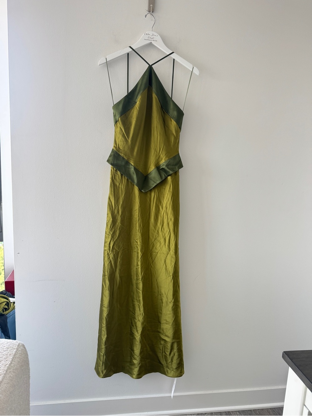 REFORMATION Jillian Silk Dress in Pear 6 - Picture 2 of 8